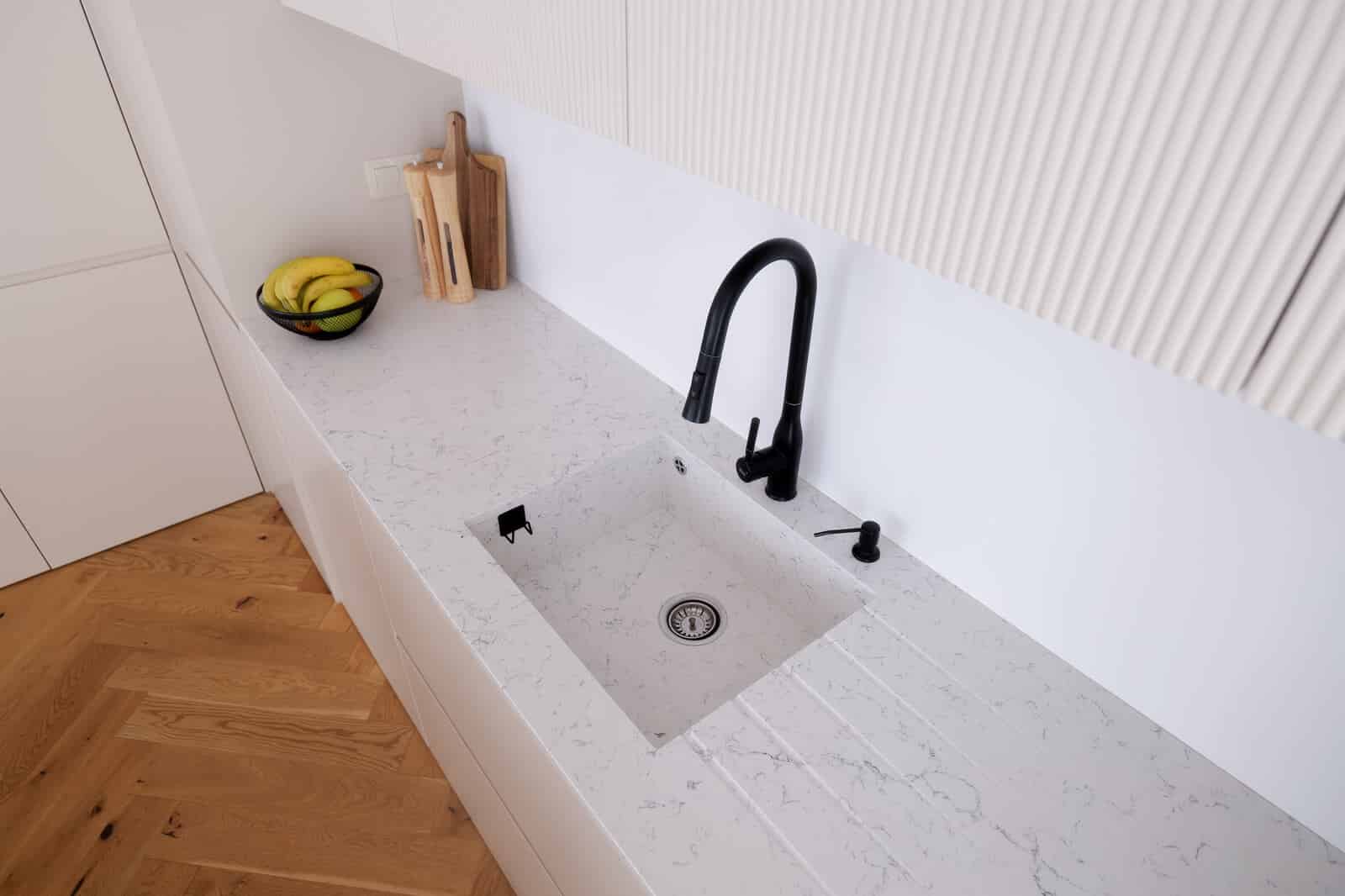 caesarstone-white-attica-12